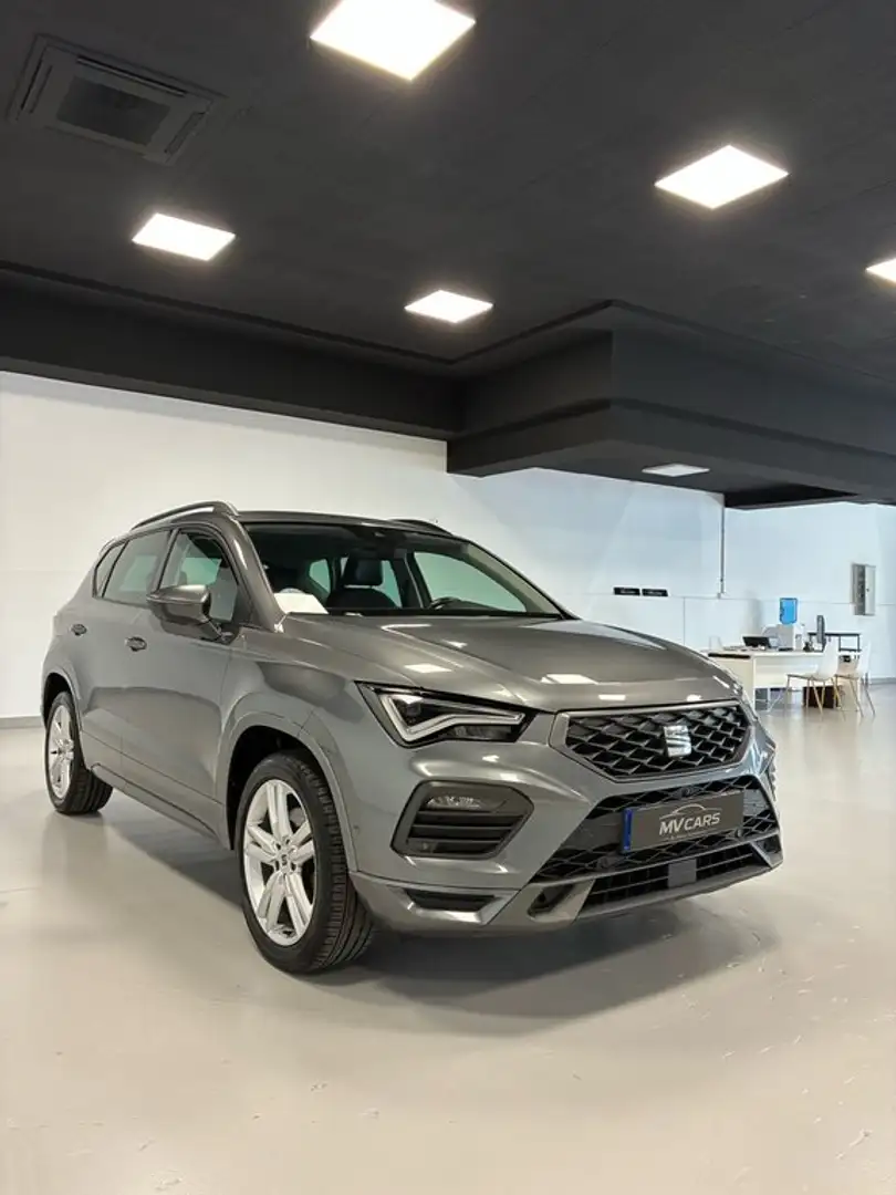 SEAT Ateca 1.5 EcoTSI S&S FR Special Edition Gris - 2