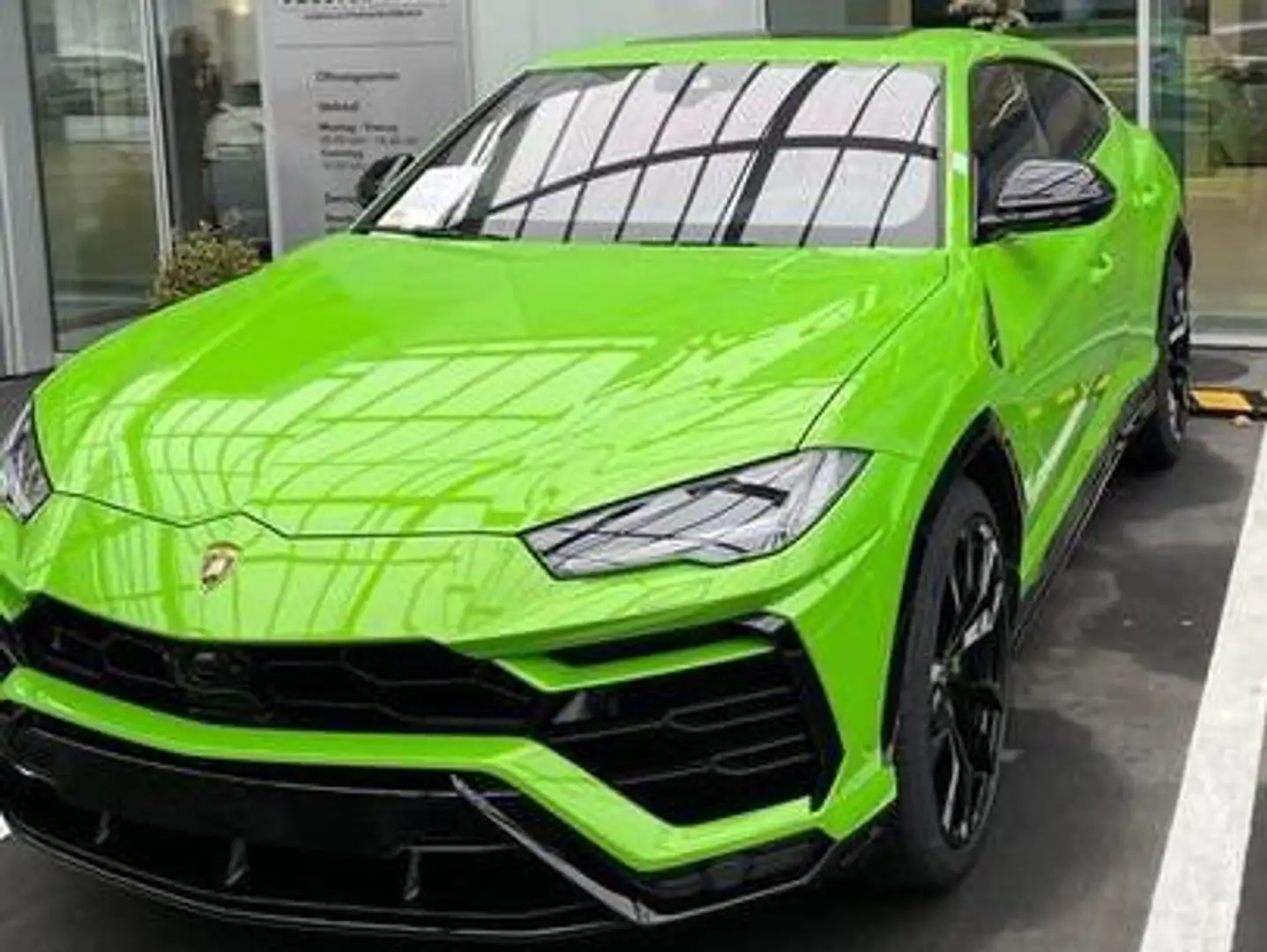 Lamborghini Urus Green - 2
