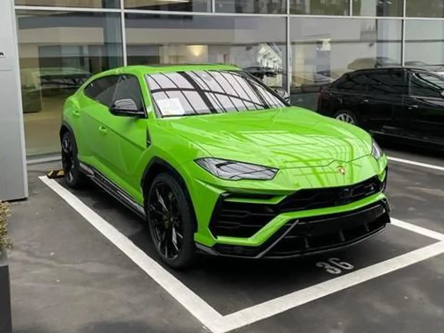 Lamborghini Urus Green - 1