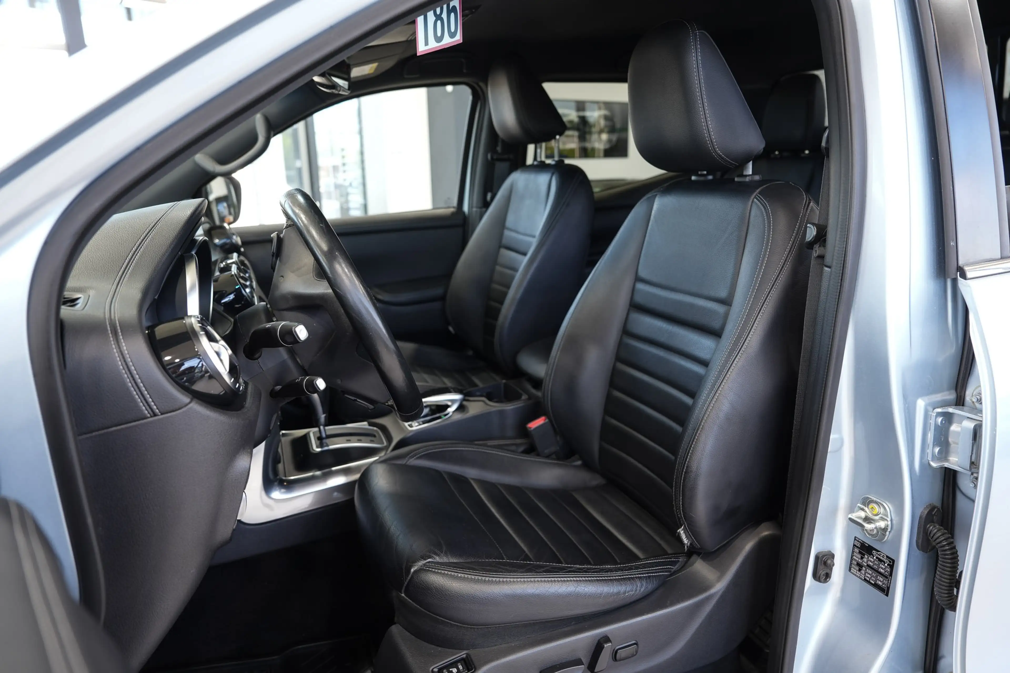 Mercedes-Benz X 350 d 4Matic*POWER-EDT.*STYLE.PCKGE*360°*LED* — photo 11