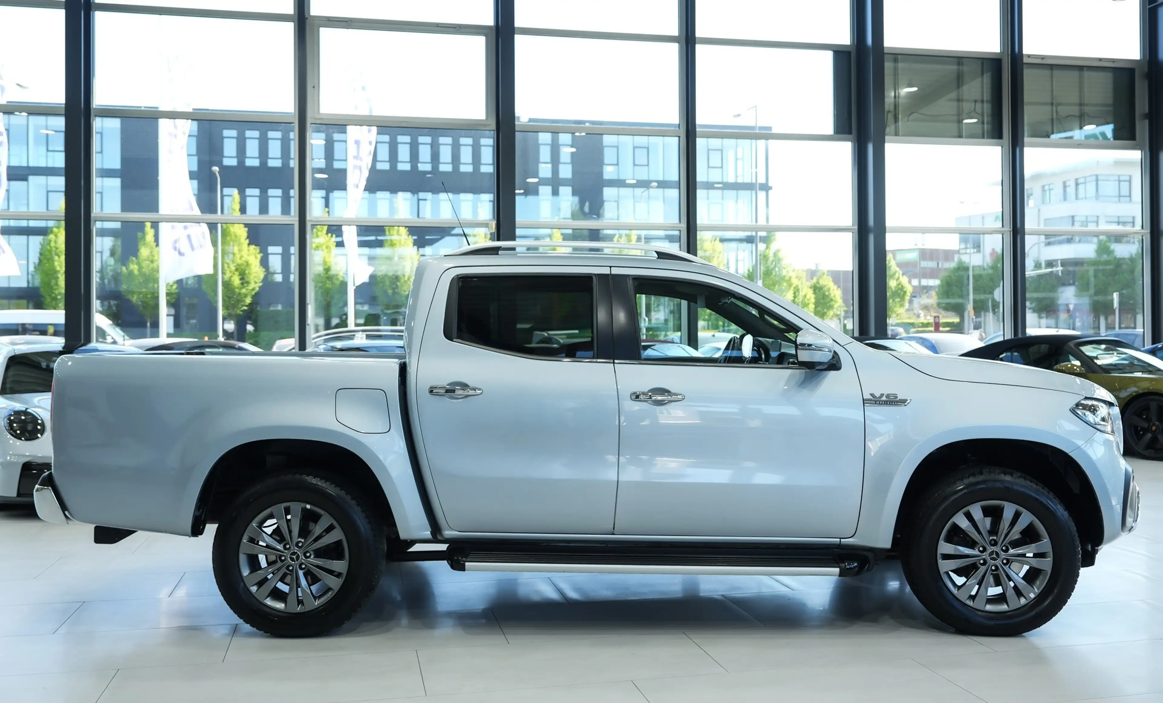 Mercedes-Benz X 350 d 4Matic*POWER-EDT.*STYLE.PCKGE*360°*LED* — photo 6