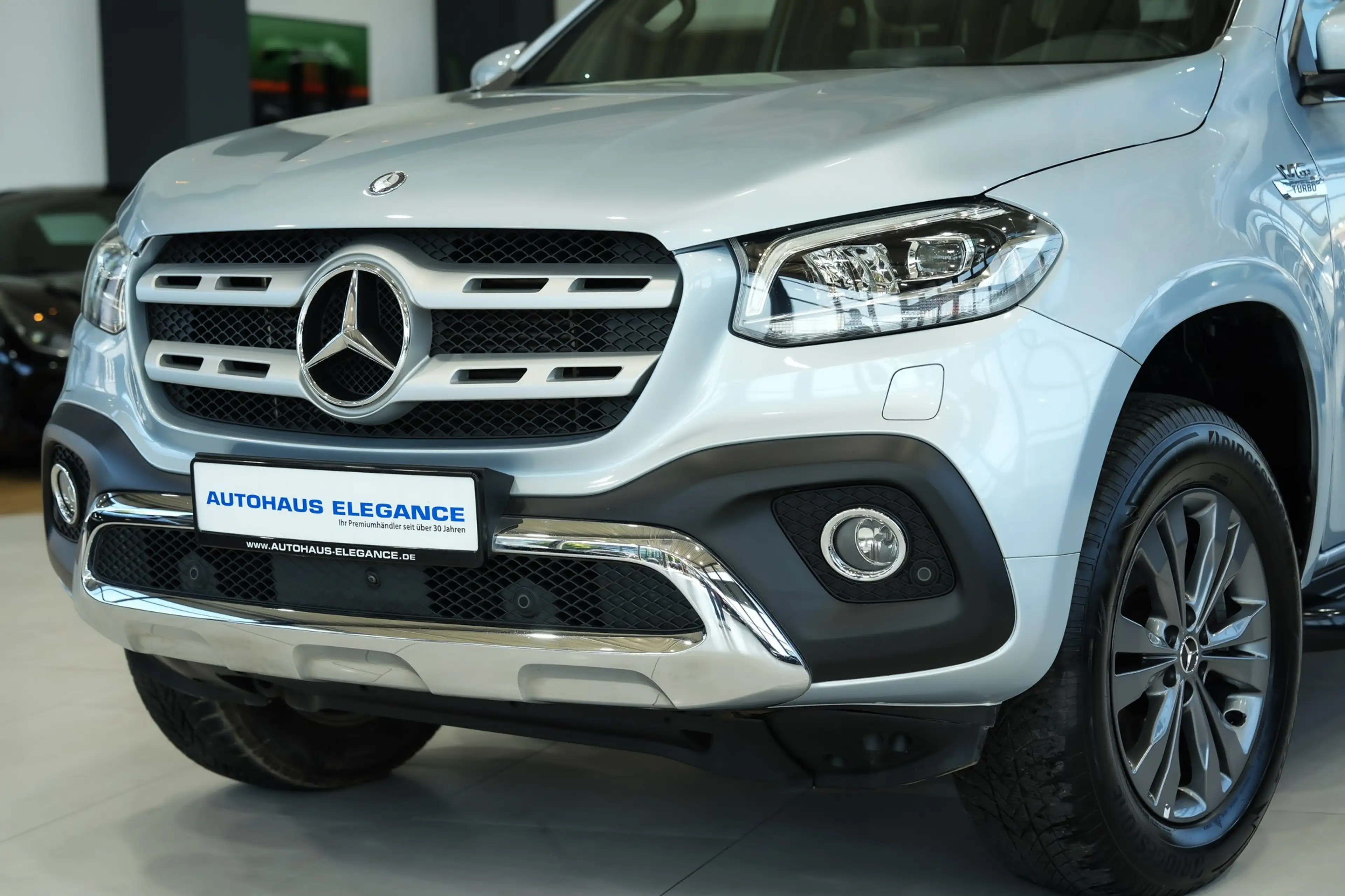 Mercedes-Benz X 350 d 4Matic*POWER-EDT.*STYLE.PCKGE*360°*LED* — photo 7