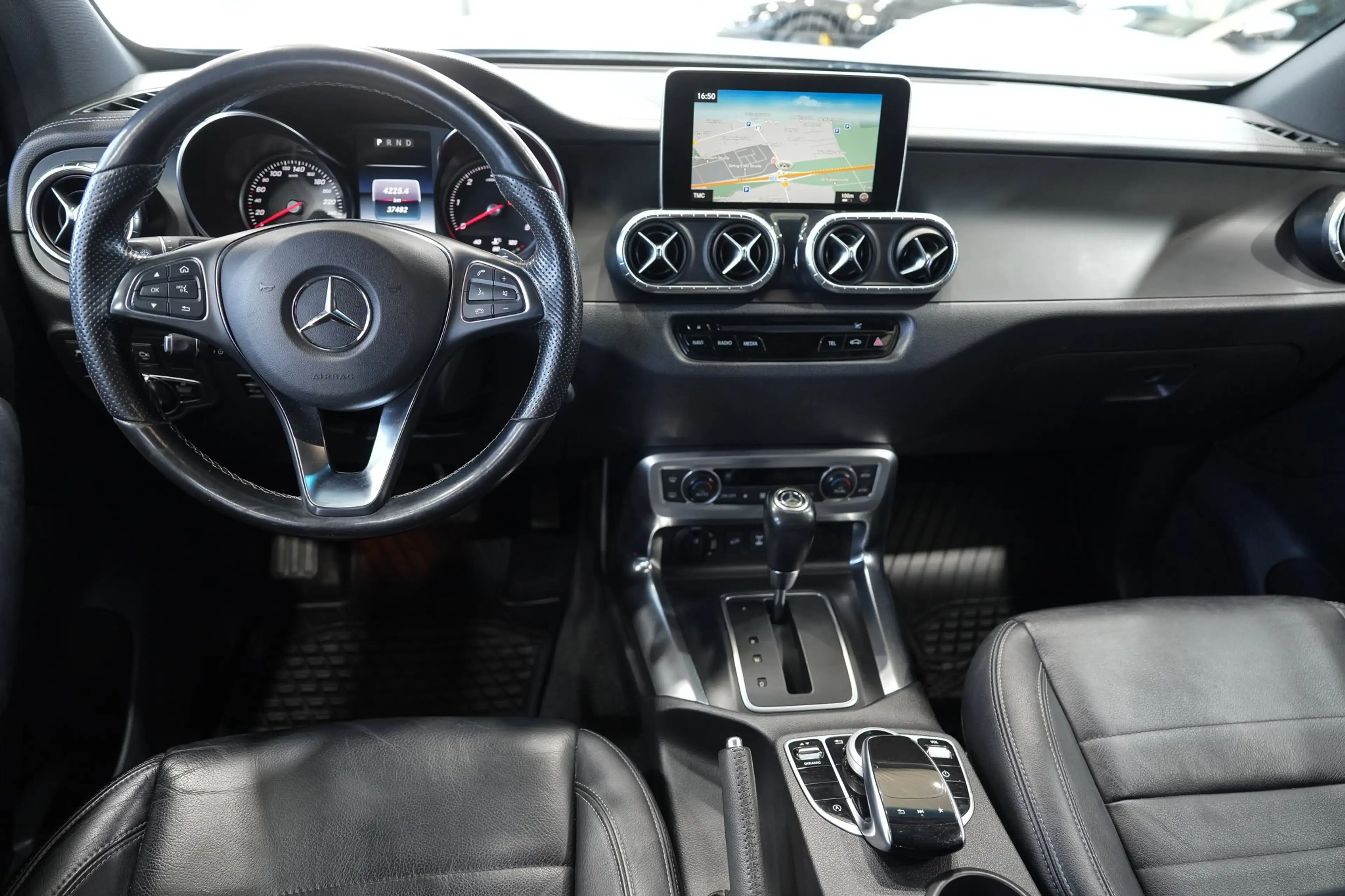 Mercedes-Benz X 350 d 4Matic*POWER-EDT.*STYLE.PCKGE*360°*LED* — photo 13