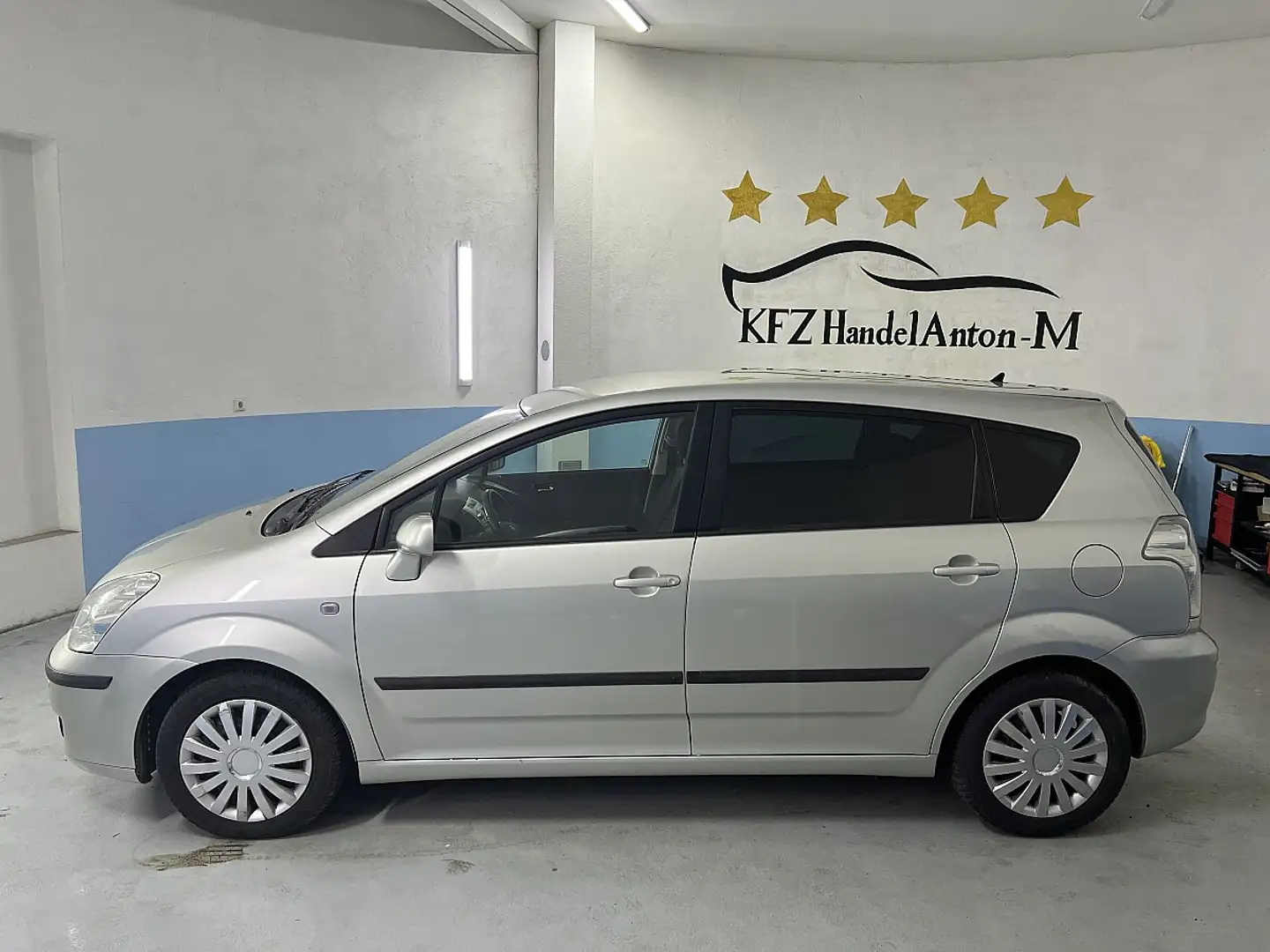 Toyota Corolla Verso 2,2 D-4D 135 Linea Sol Ds. * SOFORT FINANZIERUN... Grau - 2