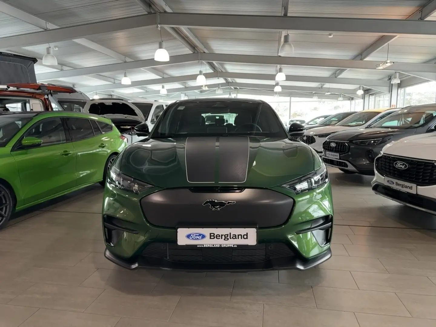 Ford Mustang Mach-E GT RALLY 487PS AWD Grün - 2