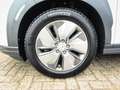 Hyundai KONA EV Comfort 64 kWh (204 PK) 1e-Eig. & Dealer-Onderh Білий - thumbnail 32
