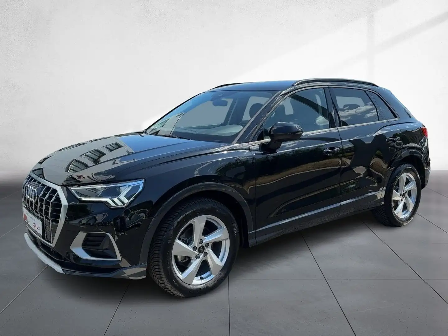 Audi Q3 35 TFSI advanced LED Navi Rückfahrkamera Schwarz - 2