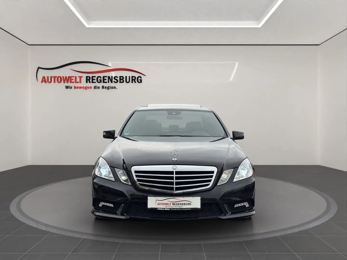 Mercedes-Benz E 220 E220 CDI XEN NAVI LEDER GLAS-D TEMPO AMG-LINE Чорний - 2