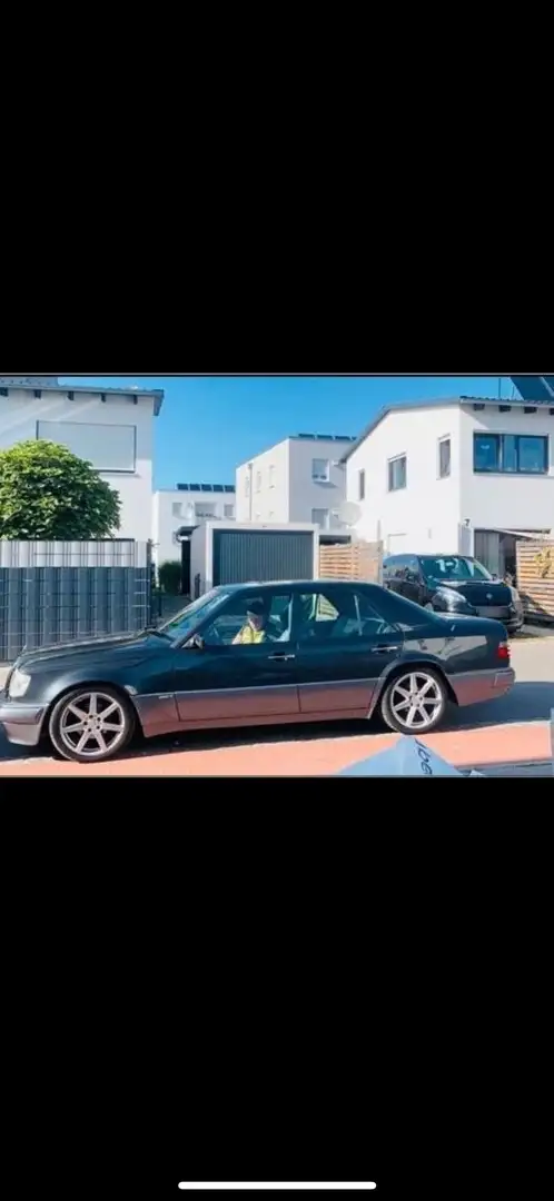 Mercedes-Benz E 500 Umbau  AMG 18 Zoll Schwarz - 2