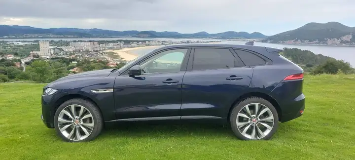 Jaguar F-Pace 3.0 TDV6 R-Sport Aut. AWD 2016