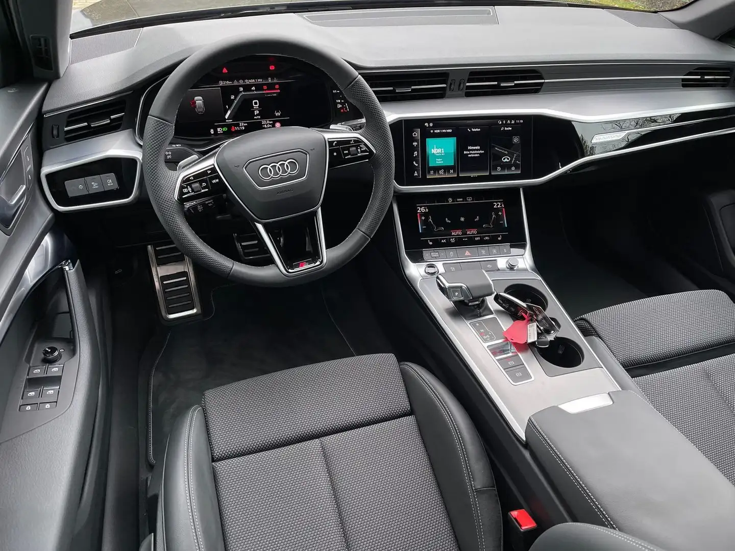 Audi A6 40 TDI quattro S line+StandH+Matrix+AHK+Kamera Grau - 2