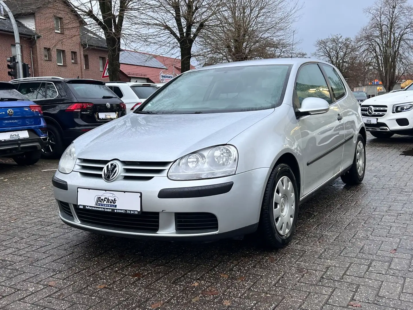 Volkswagen Golf V Lim. Trendline Silber - 2