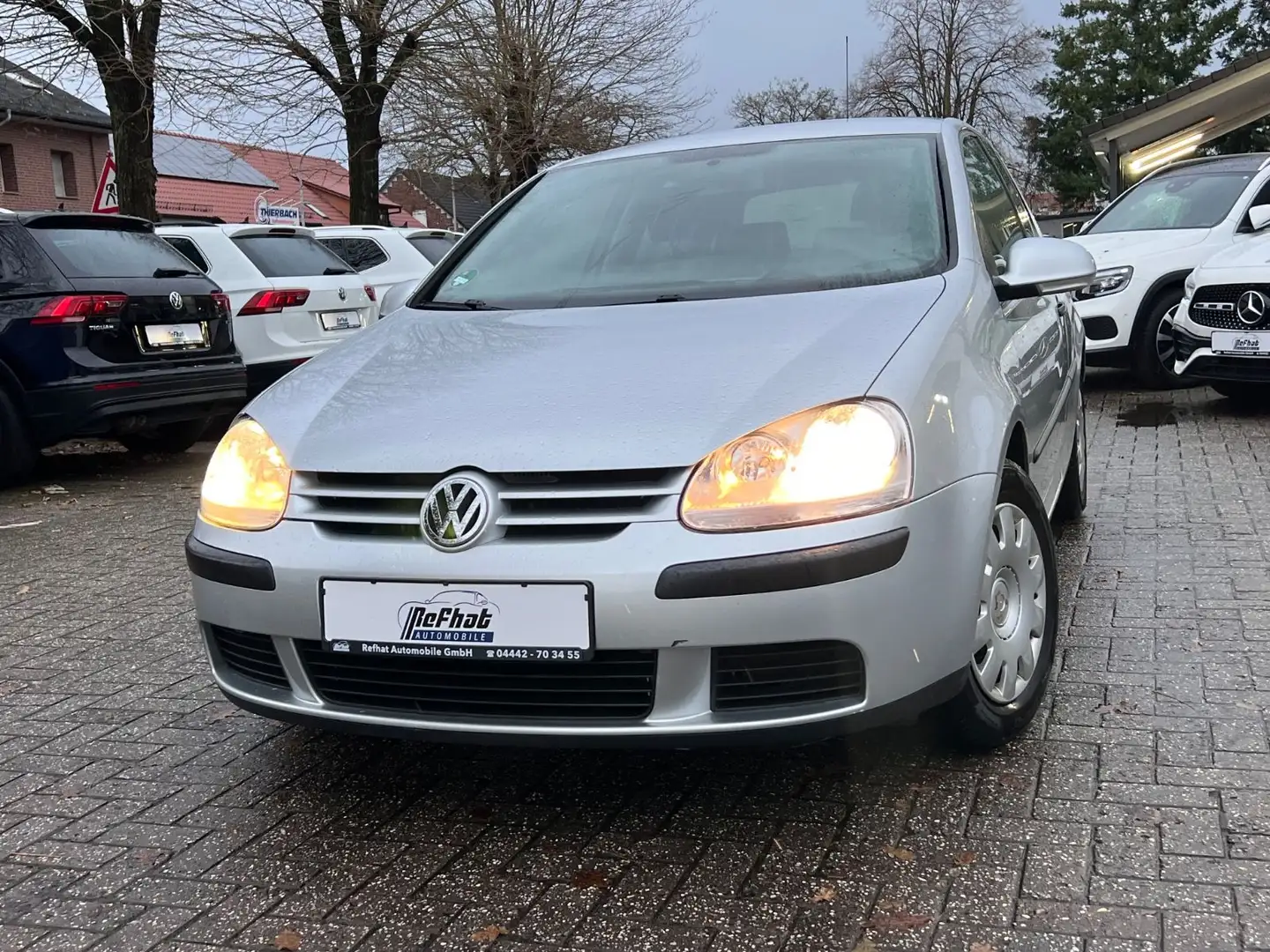 Volkswagen Golf V Lim. Trendline Silber - 1
