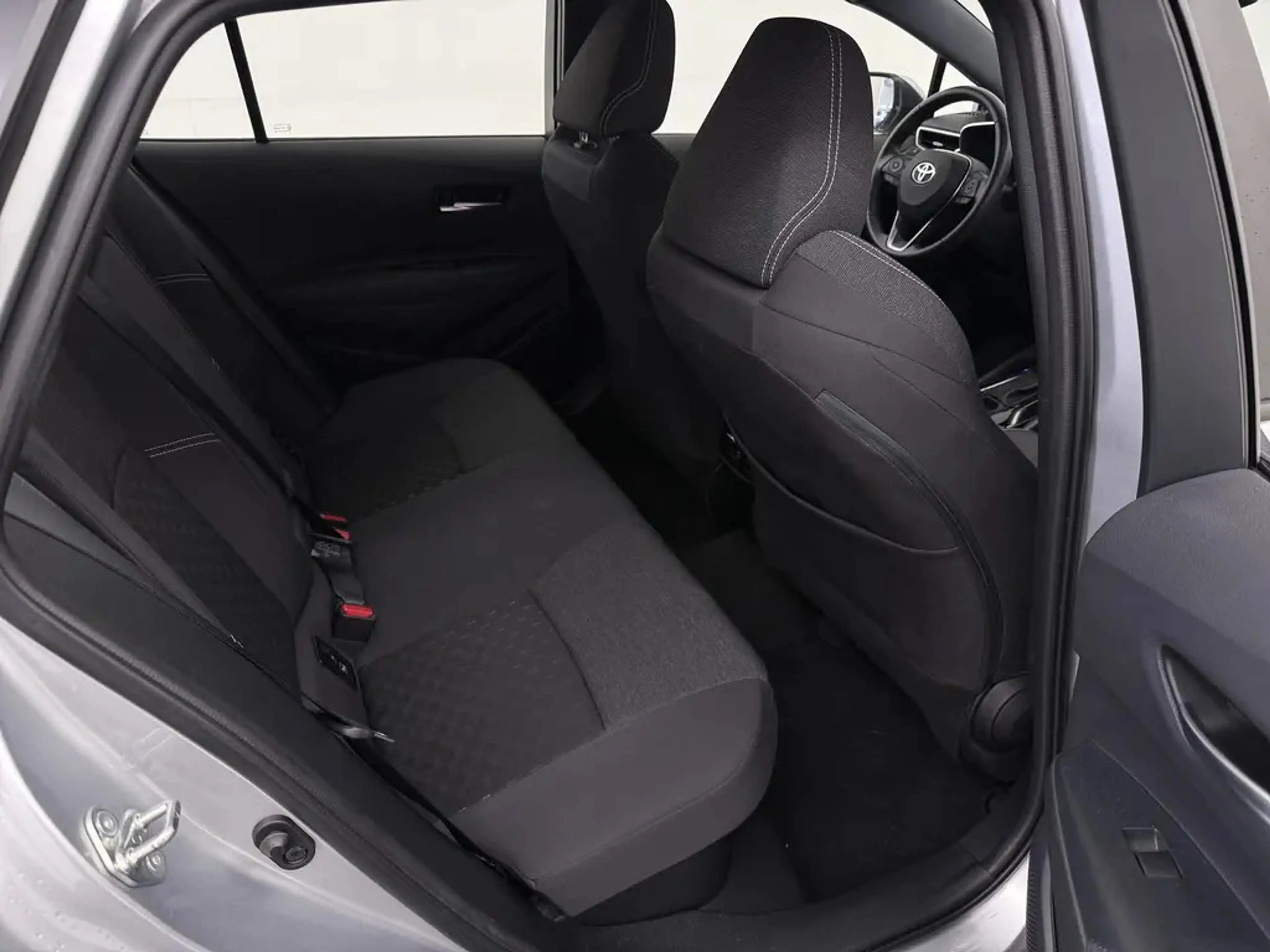 Toyota Corolla Touring Sports Hybrid 140 Active Wordt binnenkort — photo 5
