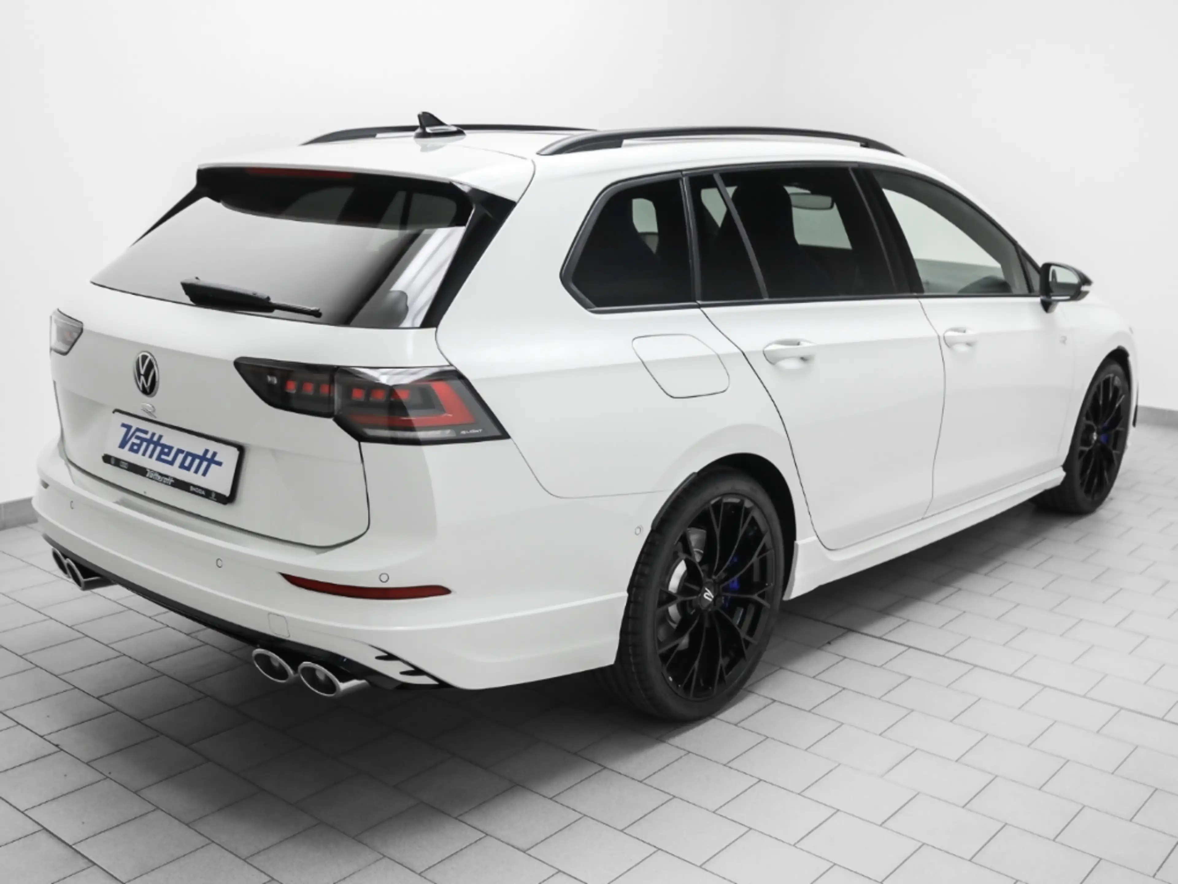 Volkswagen Golf R Variant 2.0 TSI 4M DSG AHK Pano HuD Harman Kardon — photo 5