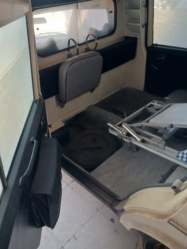 Mercedes-Benz 250 Ambulance, foto 6