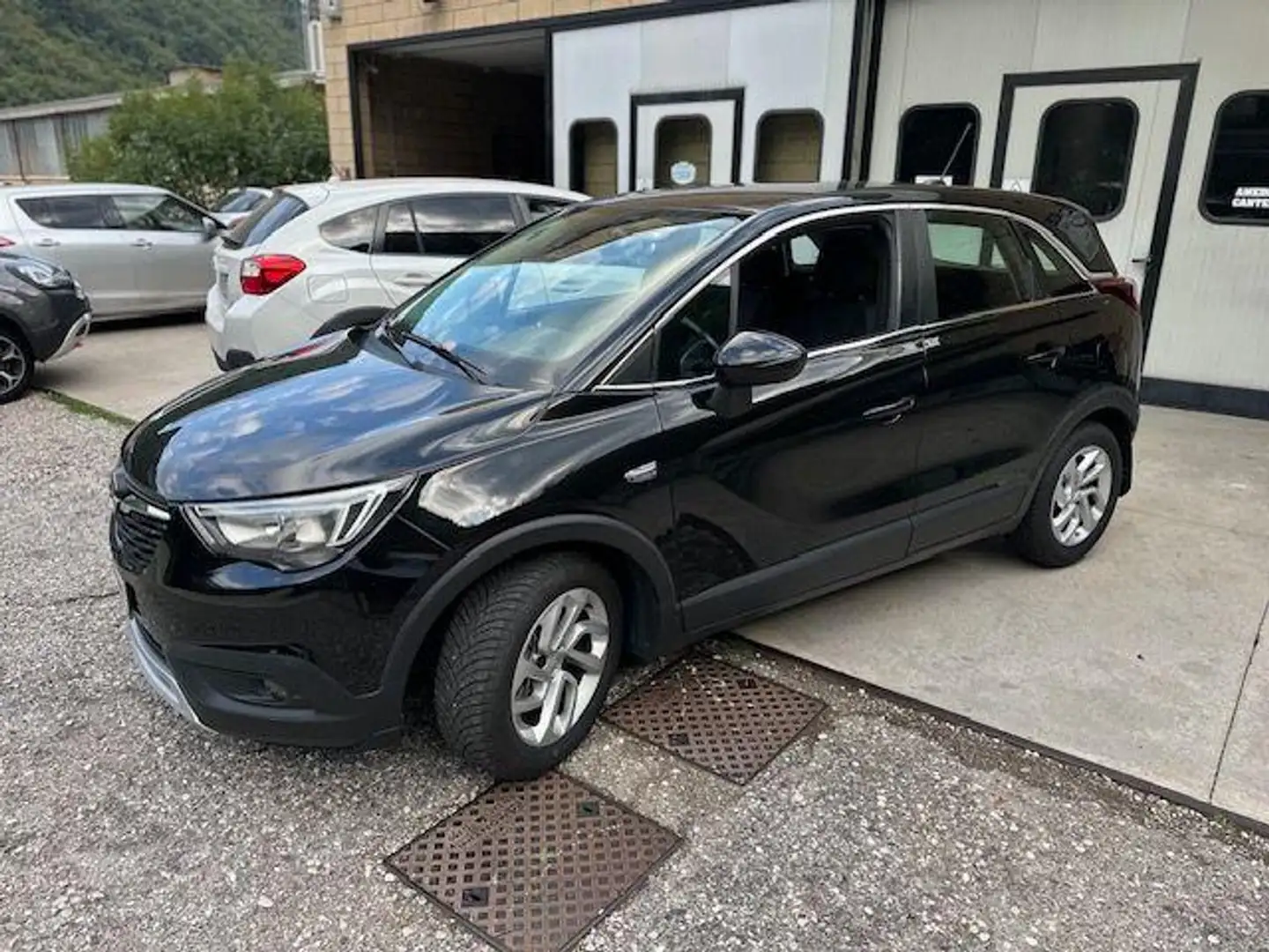 Opel Crossland X X 1.5 ecotec Advance s&s 120cv auto Nero - 2