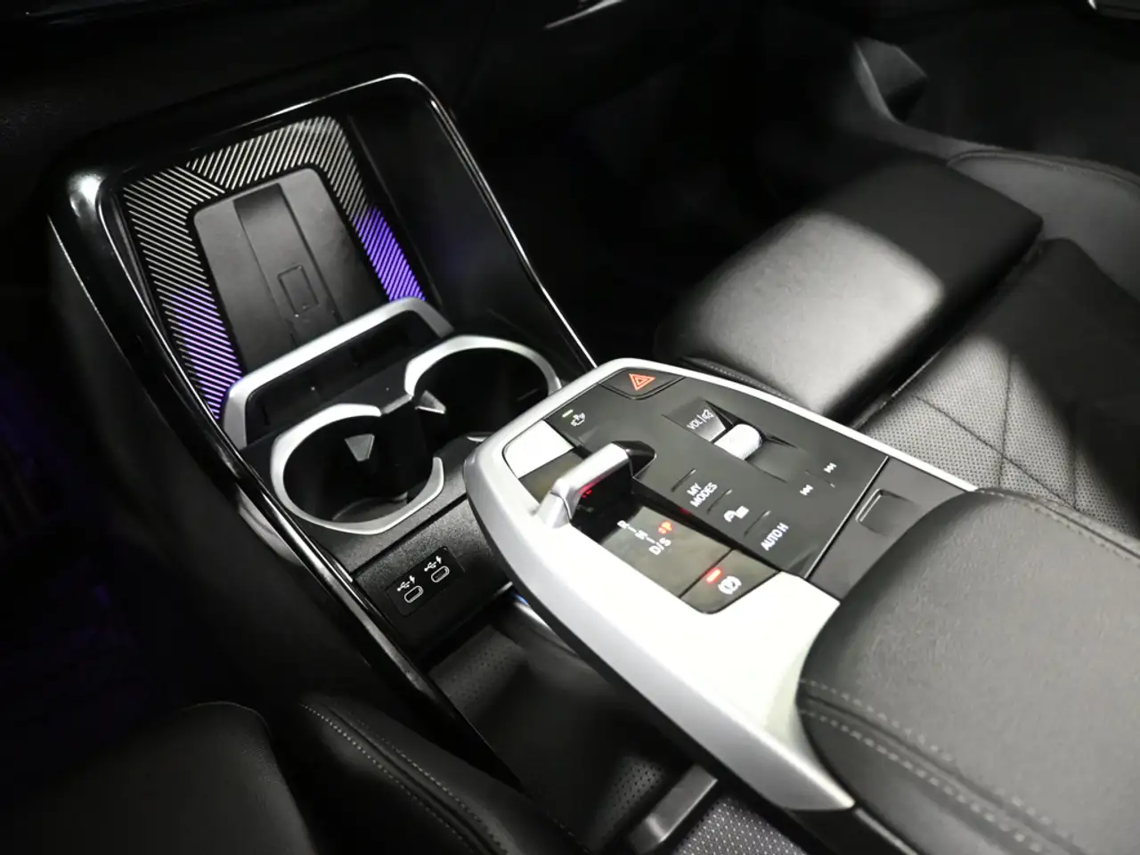 BMW X1 снимка BMW X1