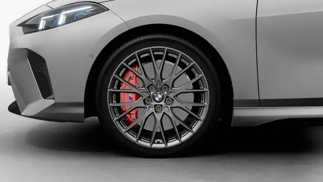 BMW 1 Series view 7