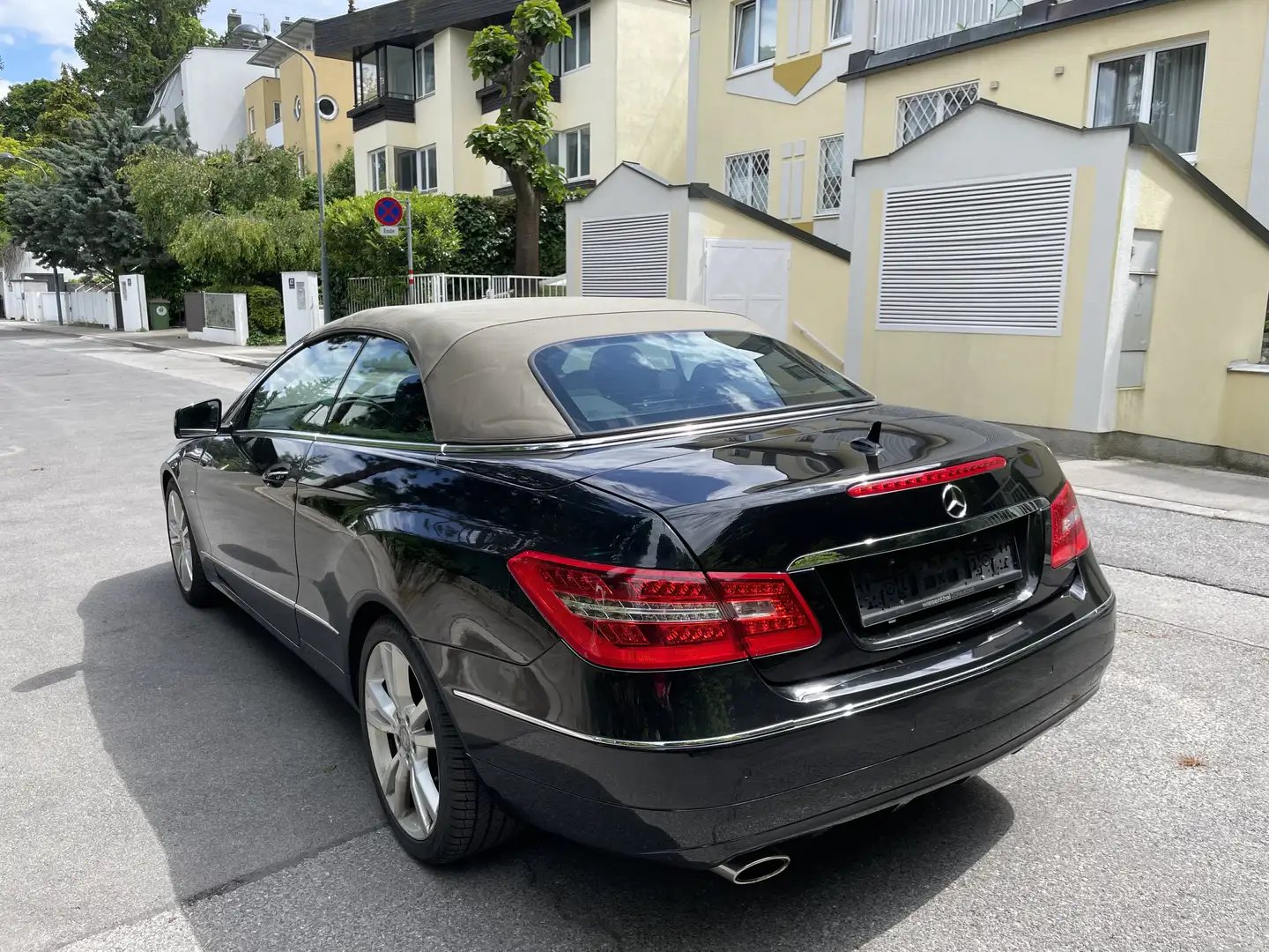 Mercedes-Benz E 200 CGI BlueEfficiency Aut. - 2