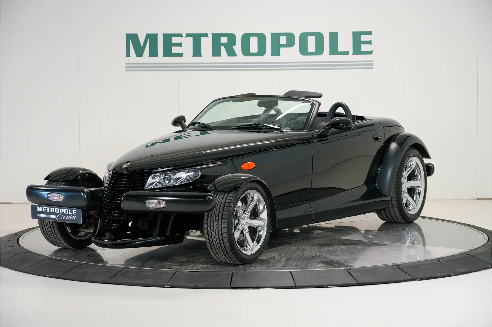 Plymouth Prowler Cabriolet + aanhanger M1116 Schwarz - 1