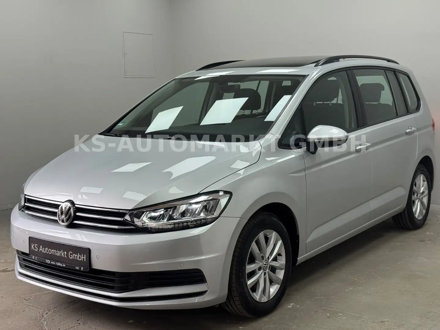 Volkswagen Touran Automatik*Panorama*Navi*LED*Tempomat* Argento - 1