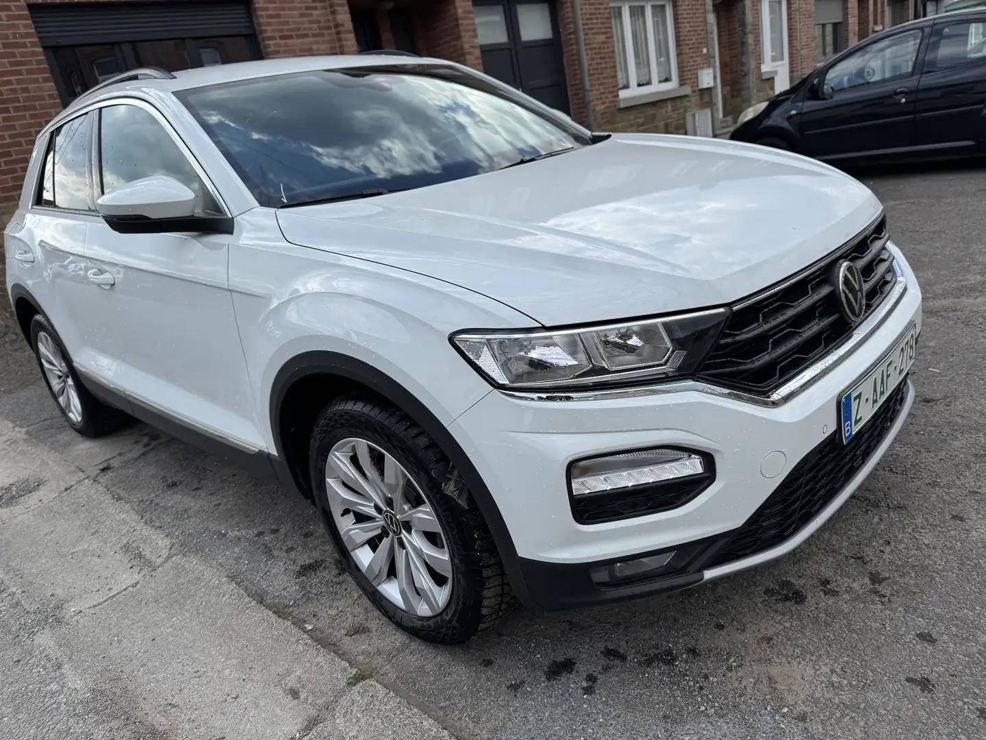 Volkswagen T-Roc 1.5 TSI ACT/Dsg/Navigation/Garantie ... Wit - 2