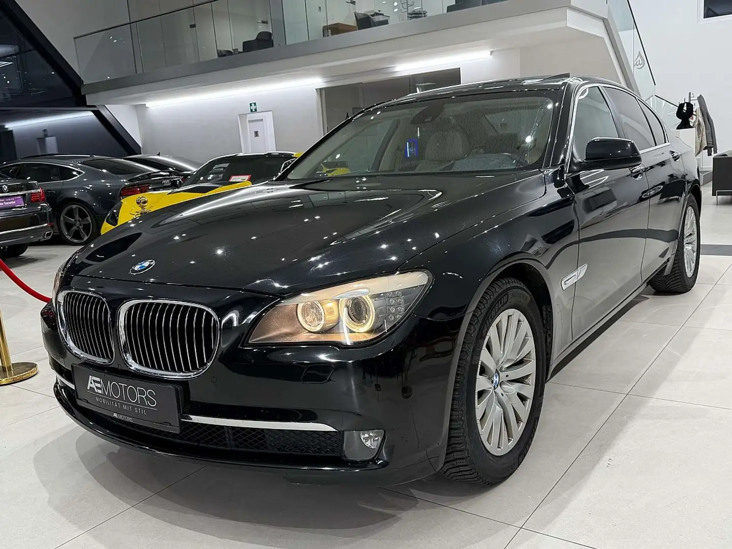 BMW 730 d Aut. // VOLL-VOLL // TOP // 145TKM // GARANTI... Schwarz - 2
