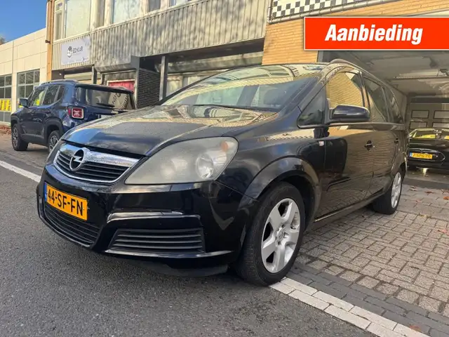 2005 Opel Zafira in Black for sale