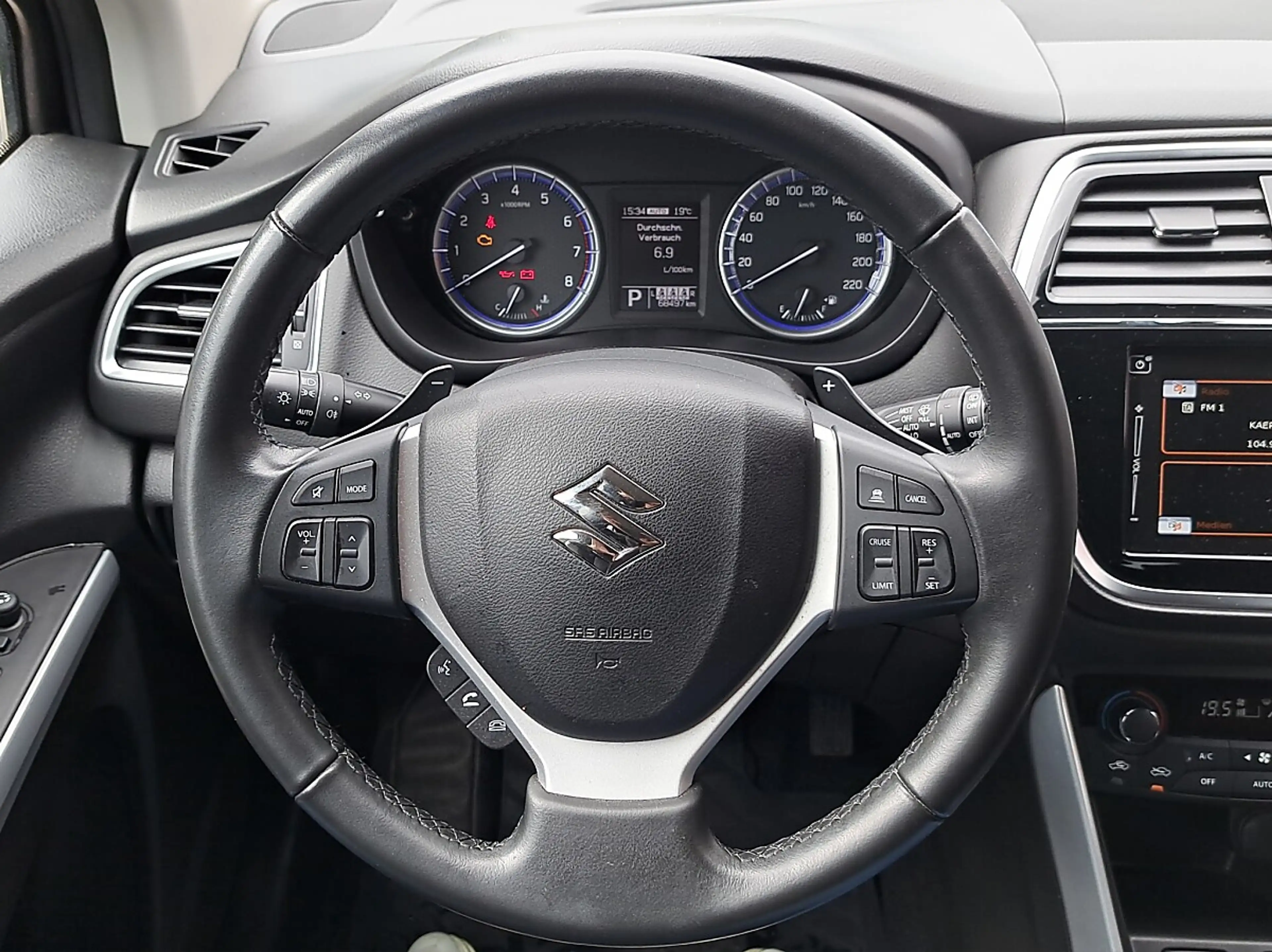 Suzuki SX4 S-Cross 1,4 GL+ DITC Hybrid ALLGRIP shine Aut. — photo 10