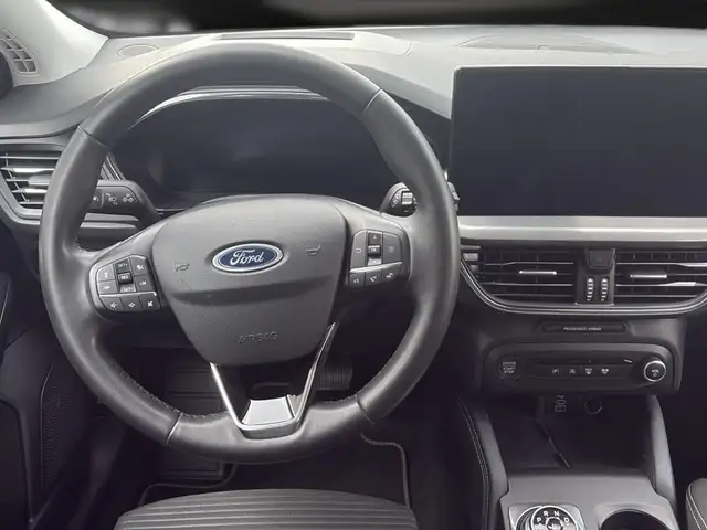 Ford Focus view 13