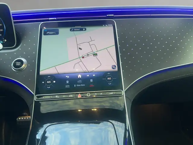 Mercedes-Benz EQE view 11