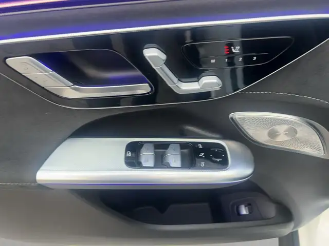Mercedes-Benz EQE view 12