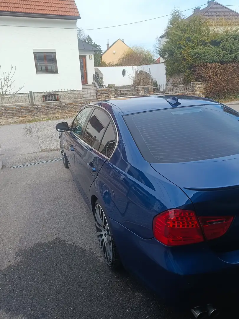BMW 330 330d Blau - 2