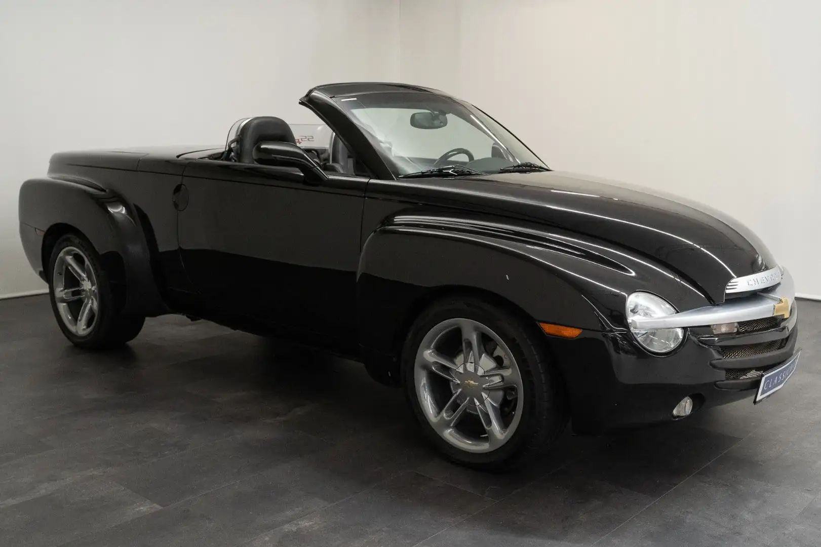 Chevrolet SSR Negru - 2