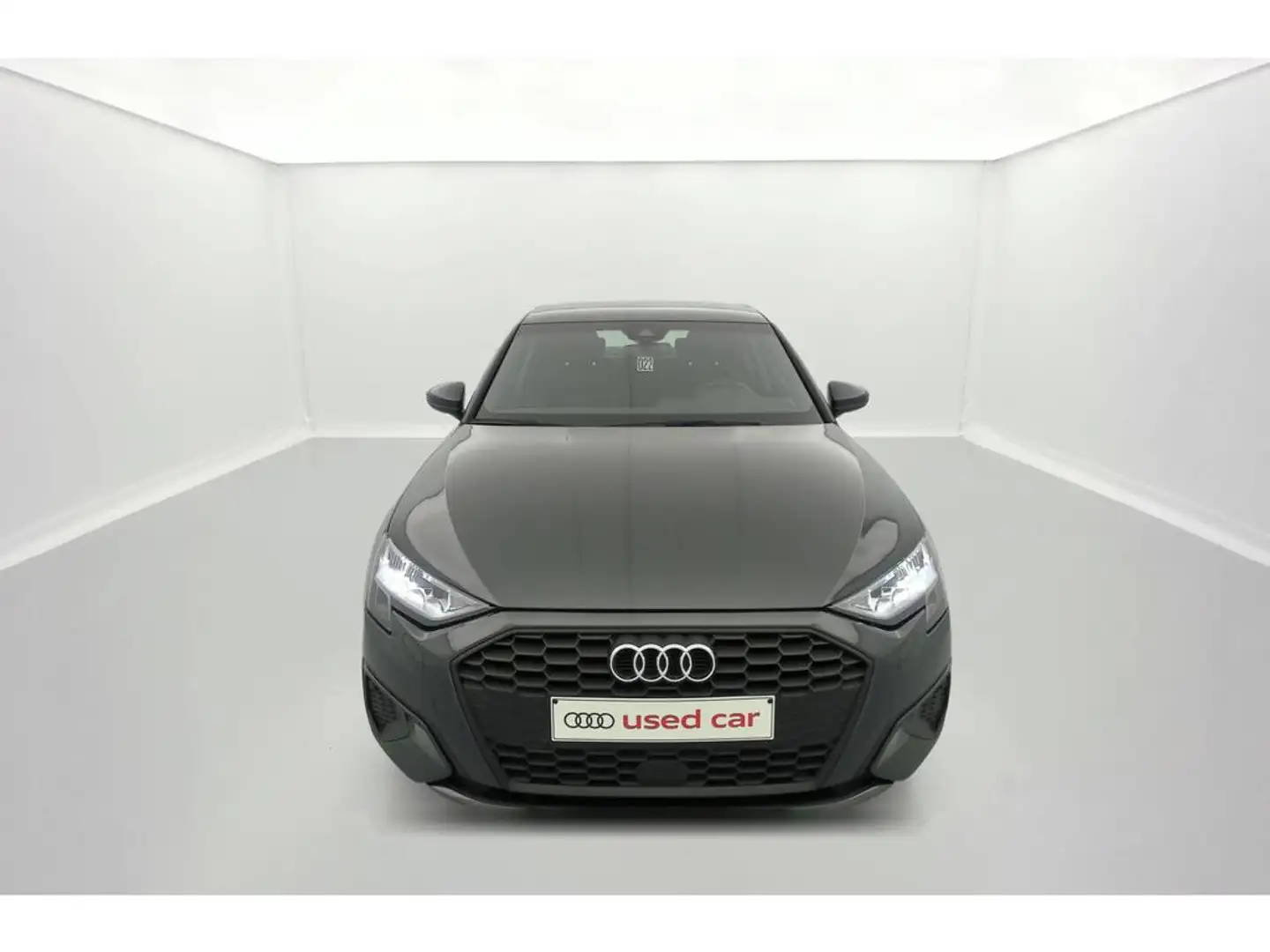 Audi A3 Sedan Business Edition 30TFSI 81kW(110cv) S tronic Grau - 2