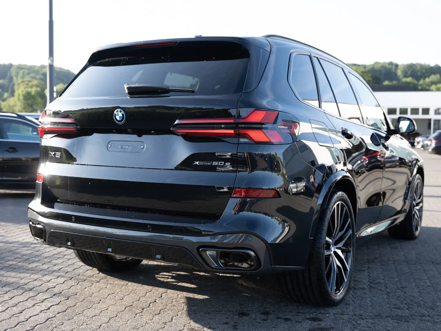 BMW X5 xDrive 50e M-Sport Pro FACEL. 360° PANO Schwarz - 2