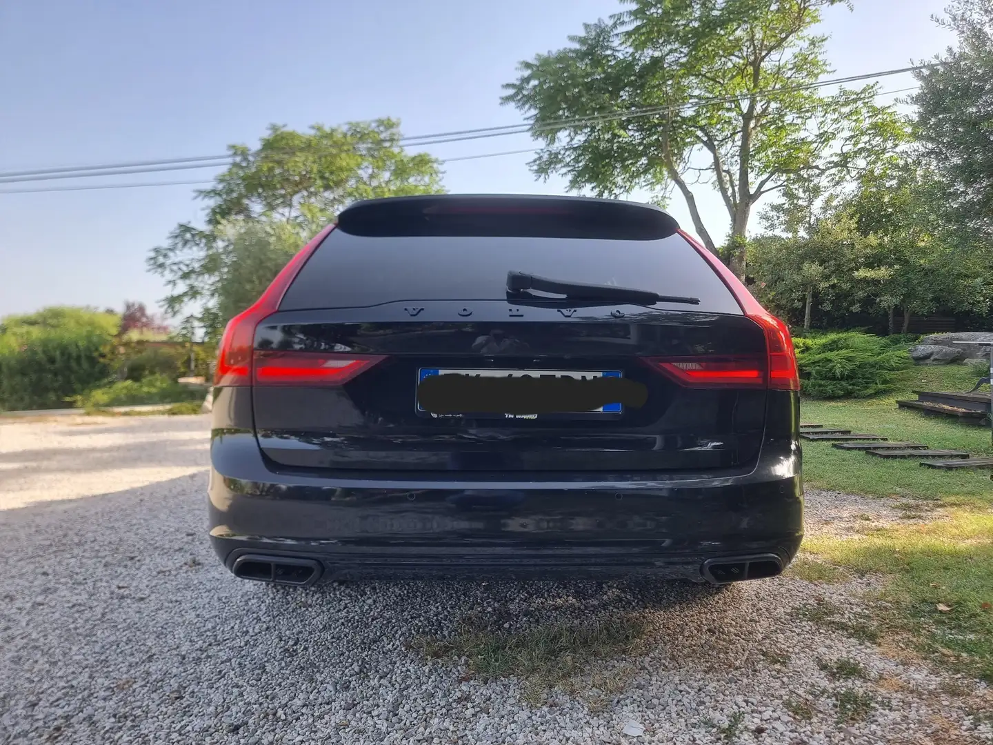 Volvo V90 2.0 d4 Inscription geartronic Noir - 2