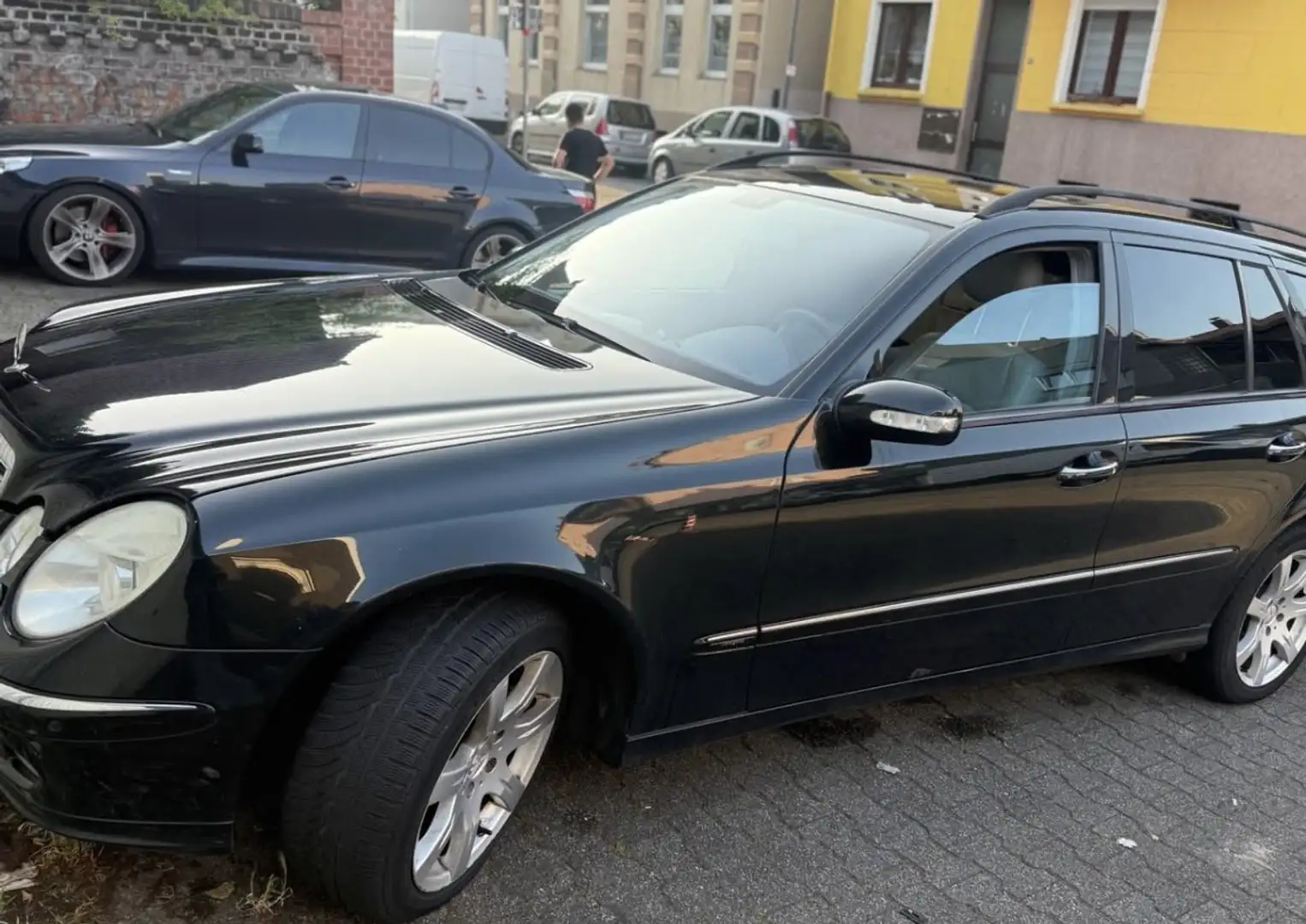 Mercedes-Benz E 320 T Avantgarde - 1