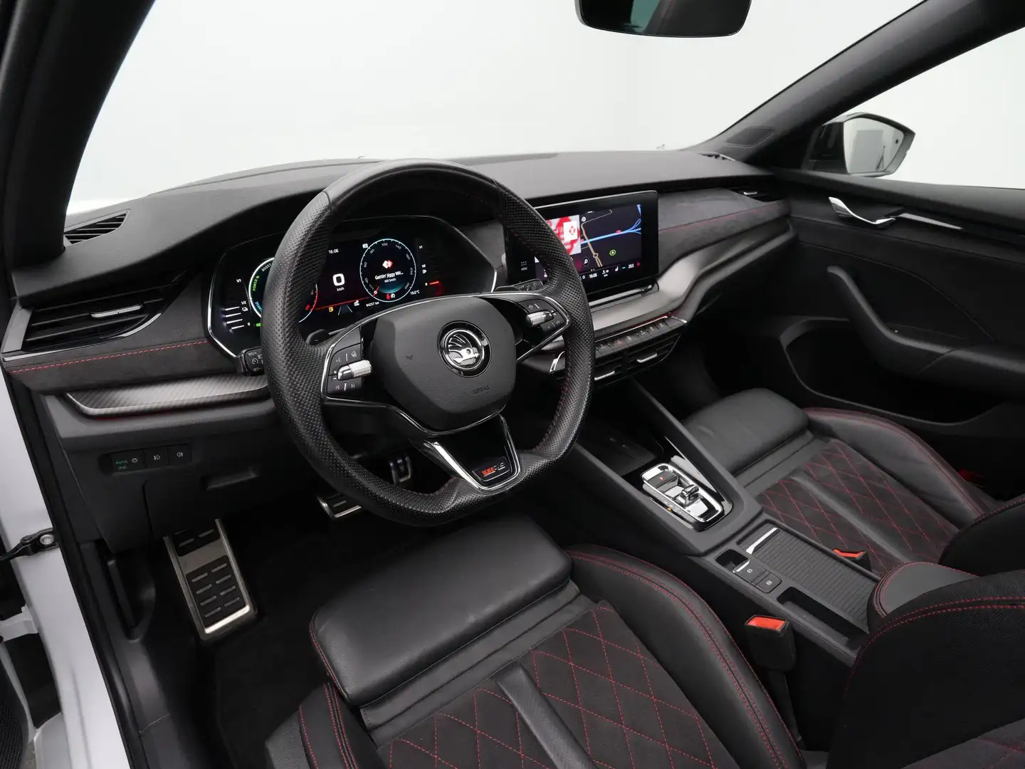 Skoda Octavia Combi 1.4 TSI RS iV 245 pk DSG PHEV Business | Pan Weiß - 2