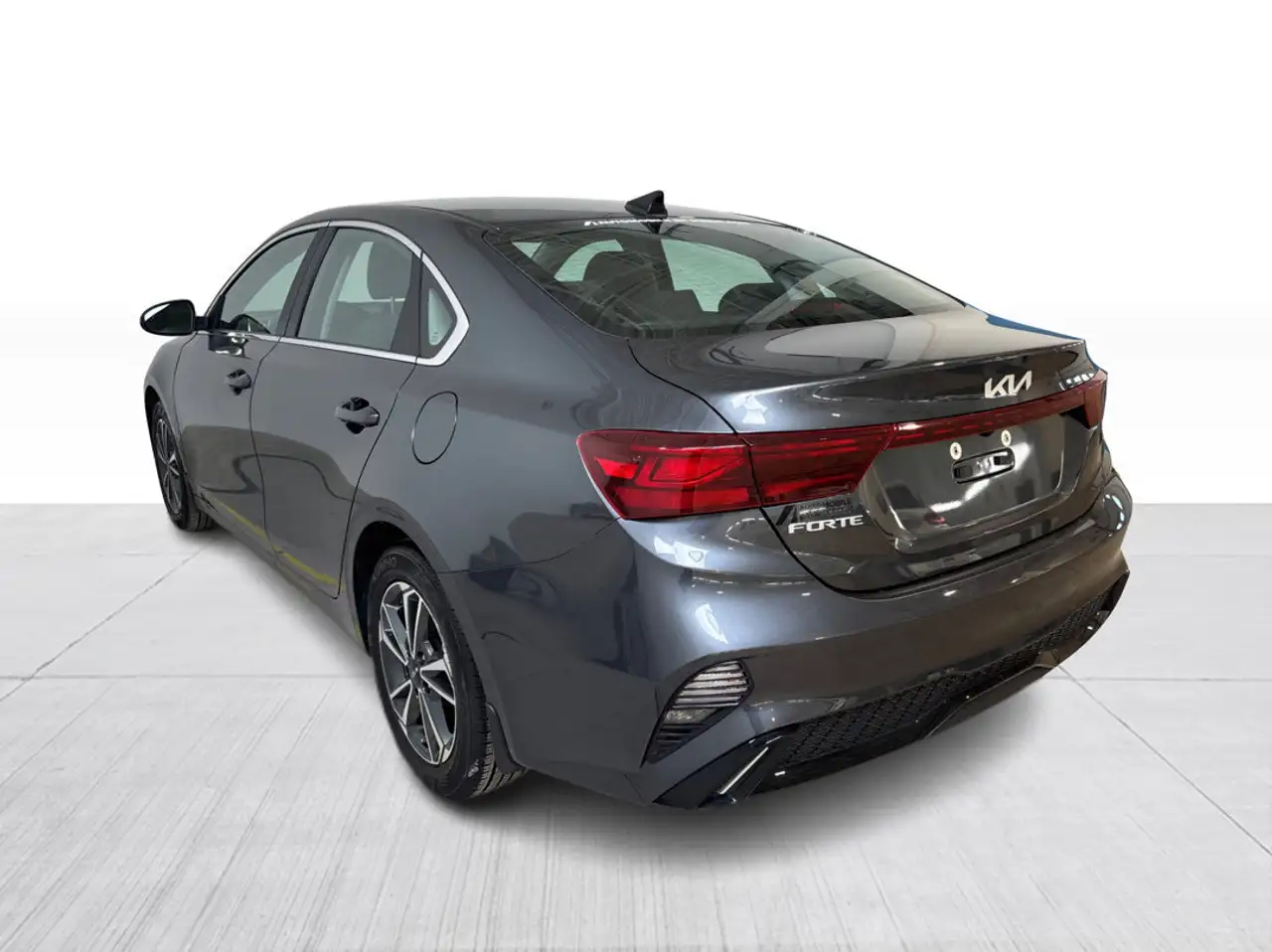 Kia Forte снимка Kia Forte