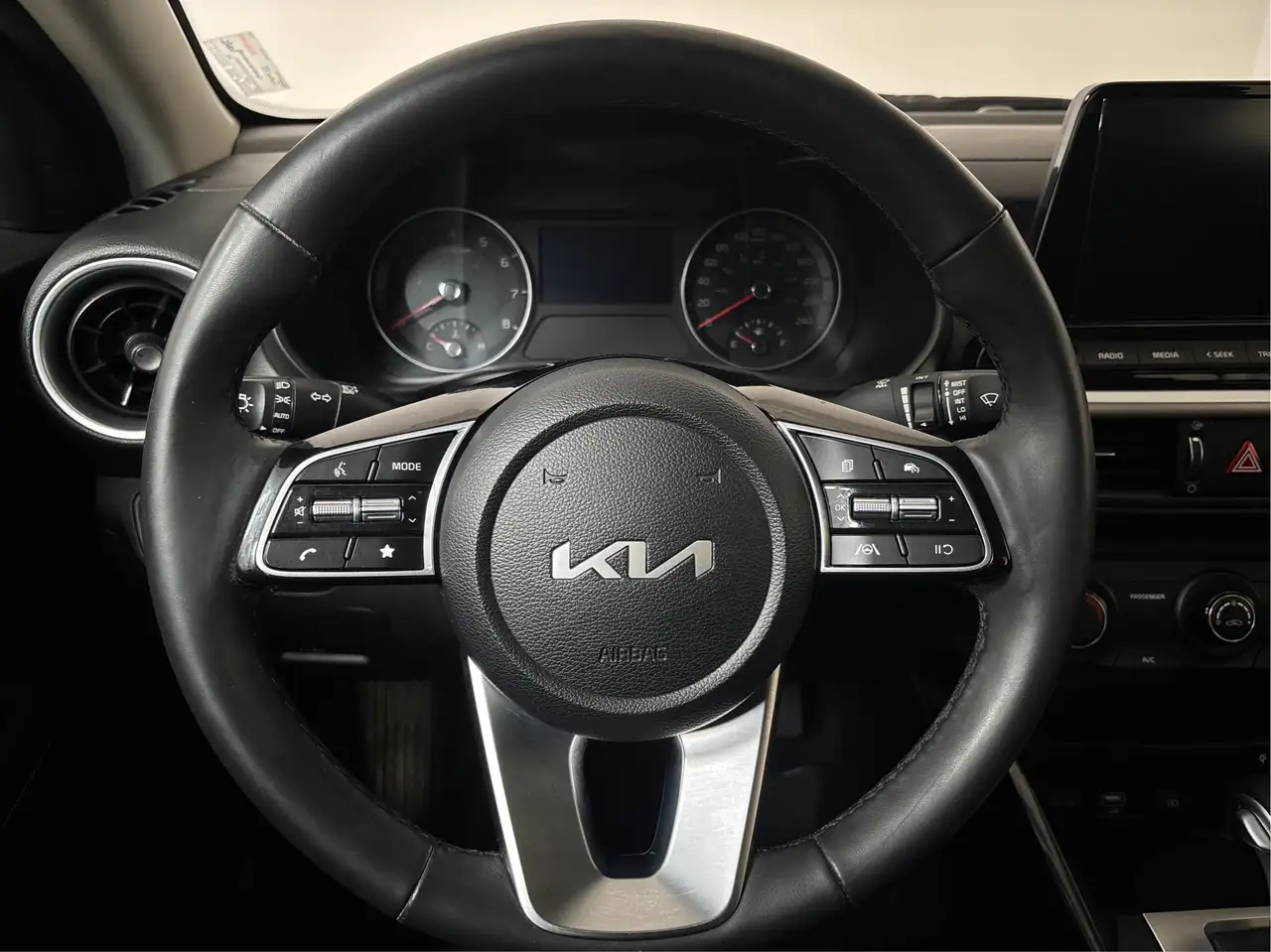 Kia Forte снимка Kia Forte