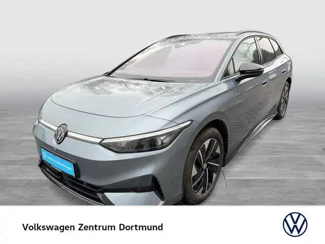 Volkswagen ID.7 Tourer PRO WÄRMEPUMPE AHK 360°CAM ACC LM20