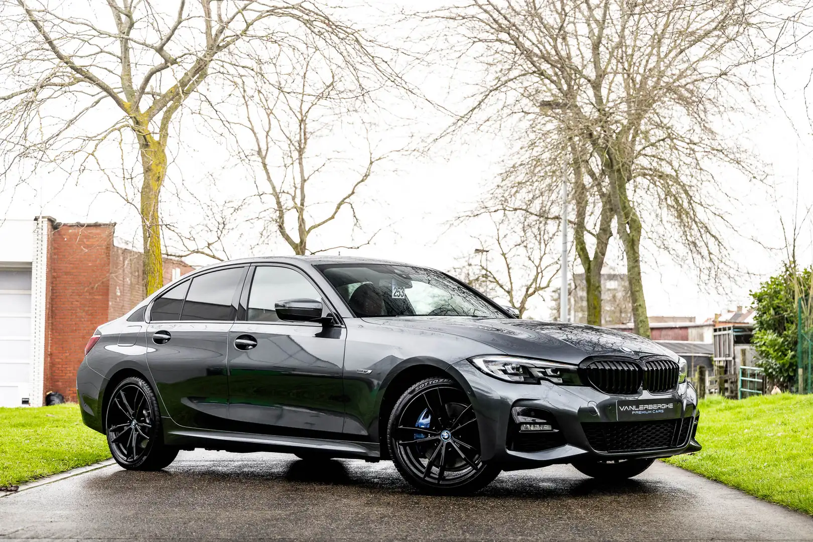 BMW 330 eAS M Sport Berline * Cognac * Camera * Keyless * Gris - 1