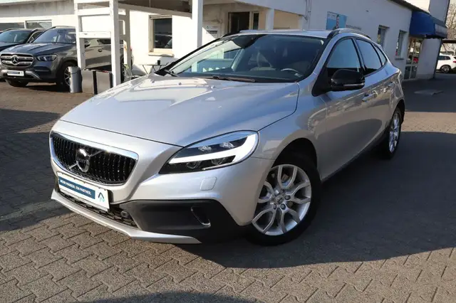Volvo V40 Cross Country V40 Cross Country T3 Geartronic Plus|NAVIGATION|R-
