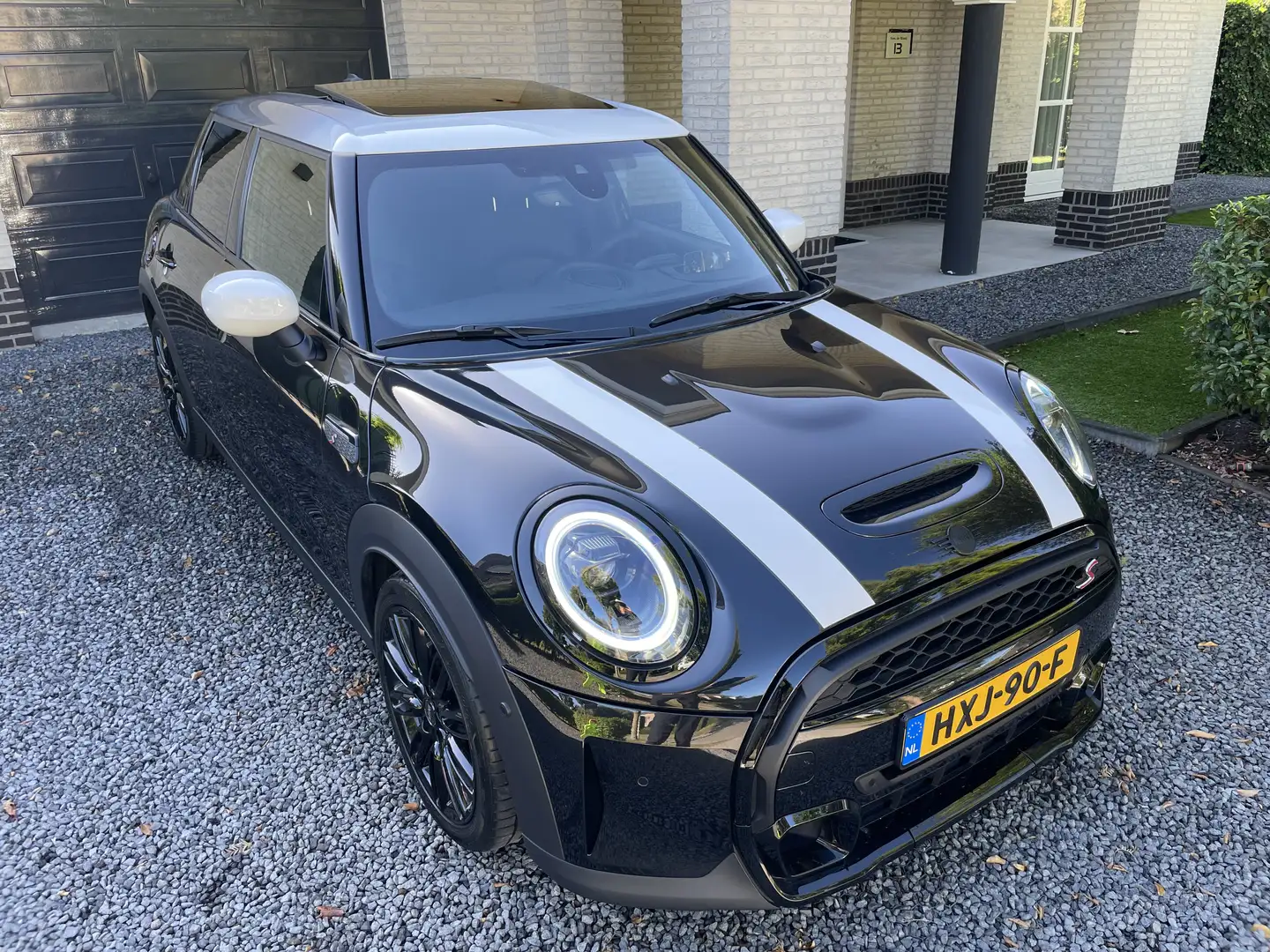 MINI Cooper S JCW pano HUD multitone dealer onderhouden Zwart - 2