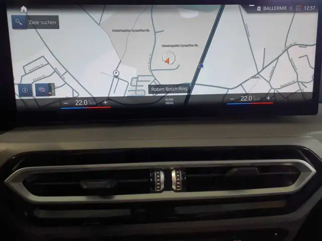 BMW 3 Series view 12