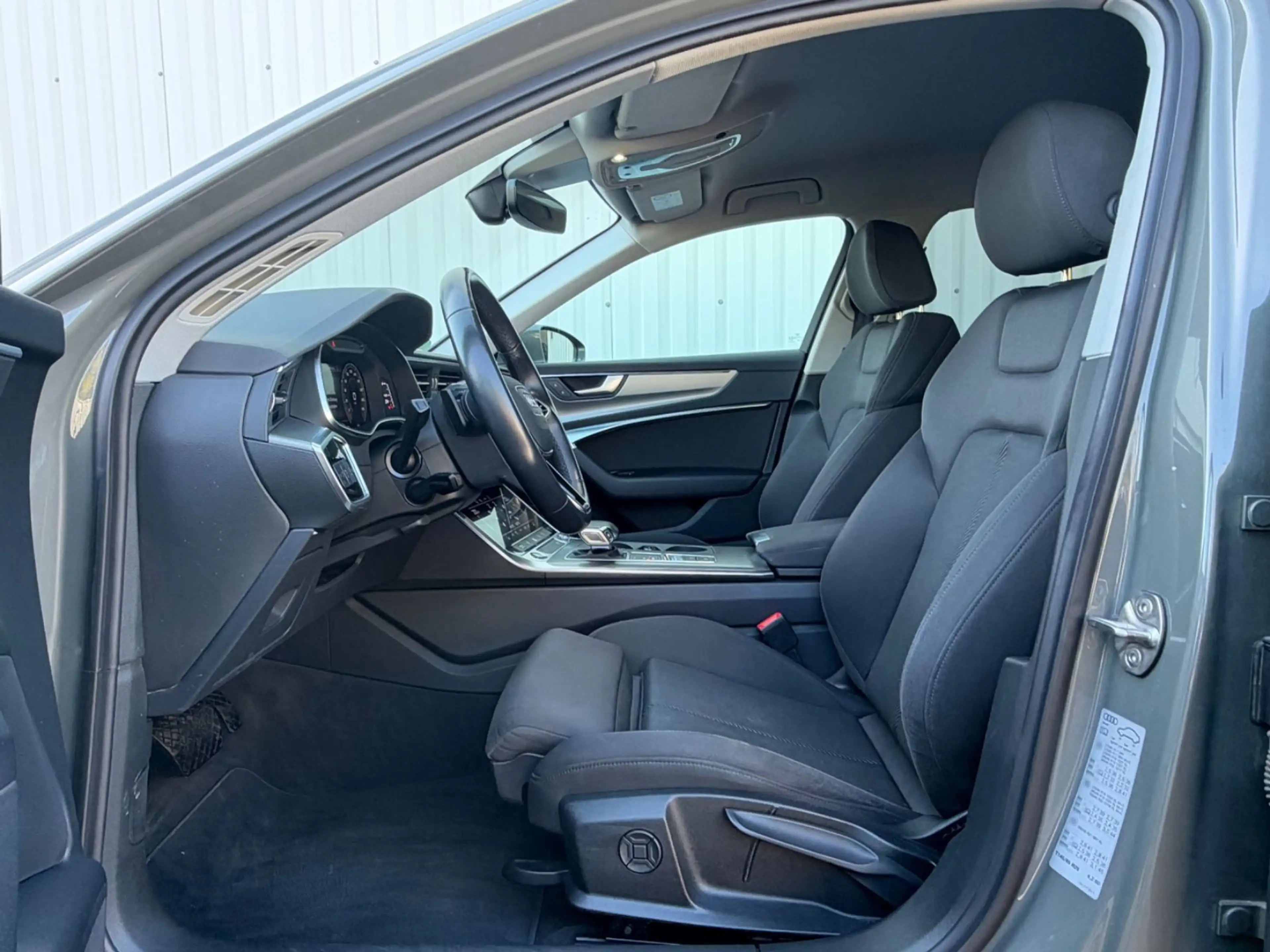 Audi A6 Avant 40 TDI quattro sport AHK — photo 5