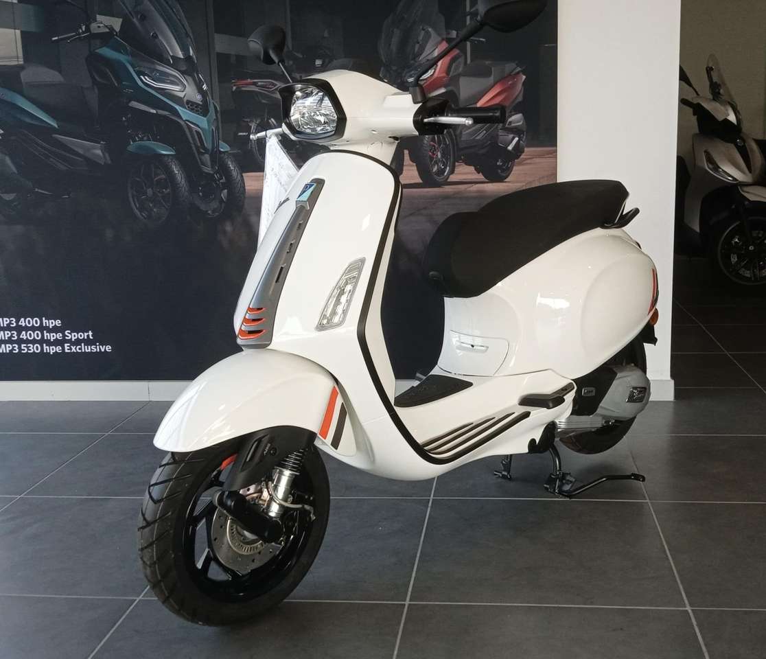Vespa Sprint 125 i.e. S"i-get" EURO 5 +- NUOVO IN PRONTA CONSEGNA!