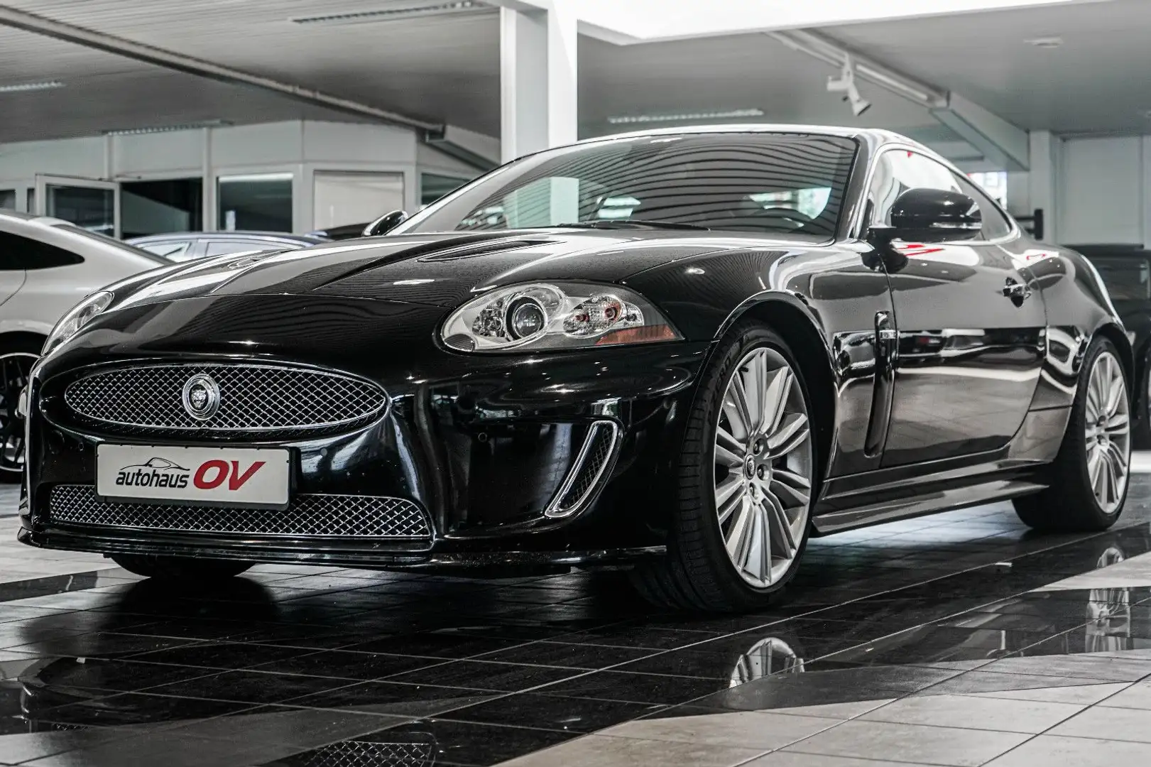 Jaguar XKR 5.0 V8 XKR Kompressor Coupe Noir - 1